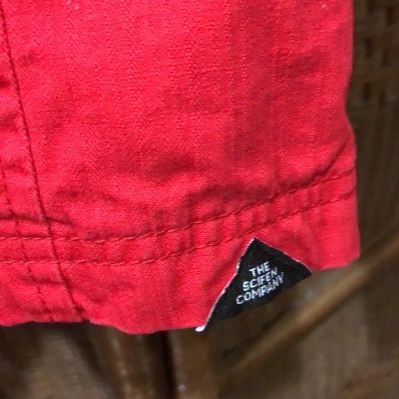 The Scifen Company VINTAGE red jacket with chambray trim and hidden hood L - Picture 6 of 7